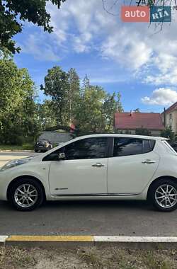 Хетчбек Nissan Leaf 2016 в Києві