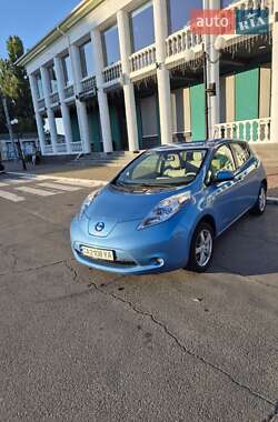 Хэтчбек Nissan Leaf 2012 в Черкассах