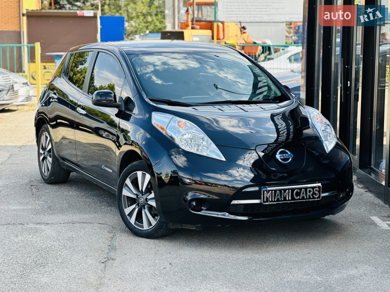 2015 Nissan Leaf - мініатюра 16