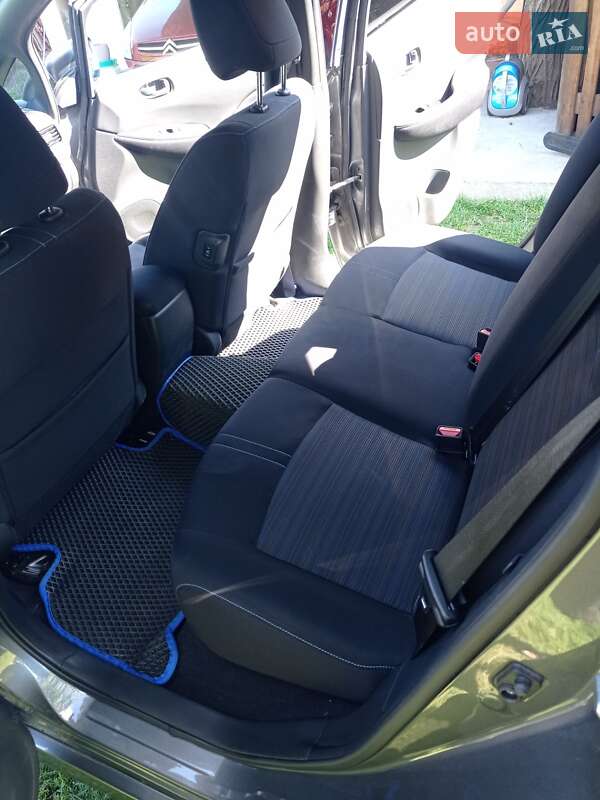 Хетчбек Nissan Leaf 2019 в Києві