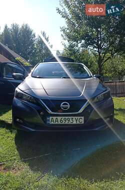 Хетчбек Nissan Leaf 2019 в Фастові
