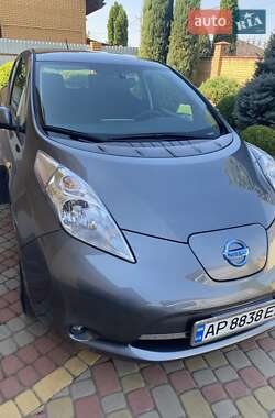 Хэтчбек Nissan Leaf 2016 в Запорожье