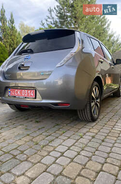 Хэтчбек Nissan Leaf 2016 в 