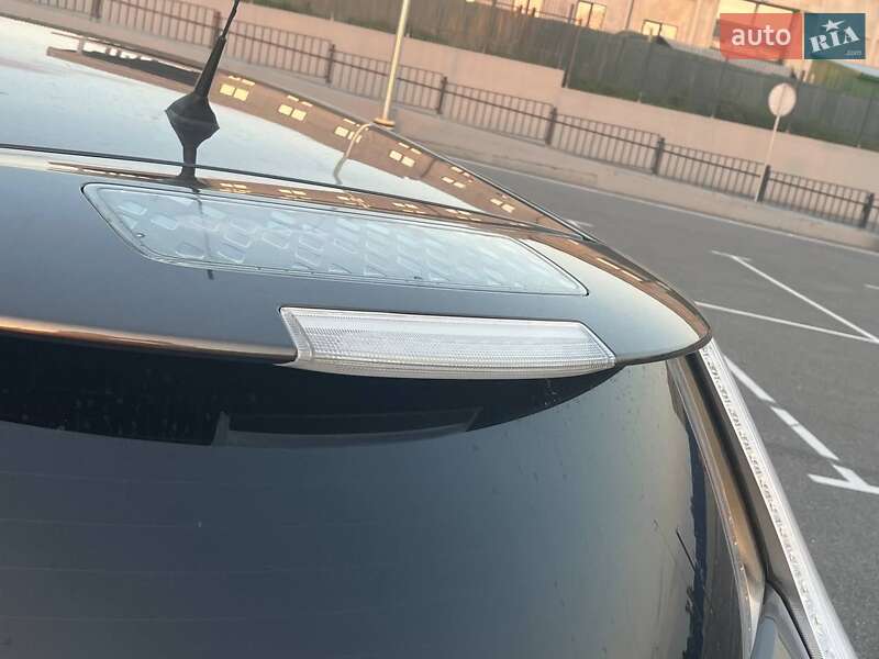 Хэтчбек Nissan Leaf 2016 в Полтаве