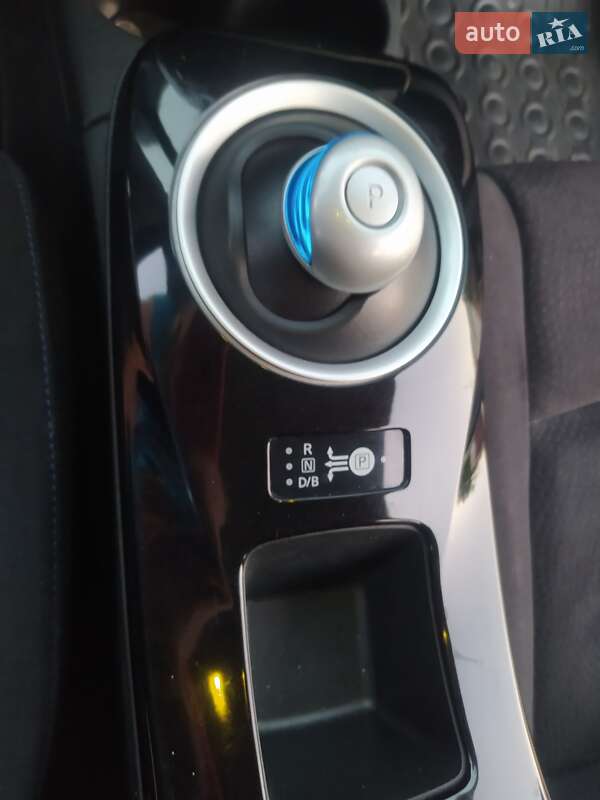 Хэтчбек Nissan Leaf 2016 в Луцке фото 5 Хэтчбек Nissan Leaf 2016 в Луцке