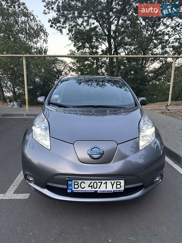 Хэтчбек Nissan Leaf 2015 в Одессе фото 9 Хэтчбек Nissan Leaf 2015 в Одессе