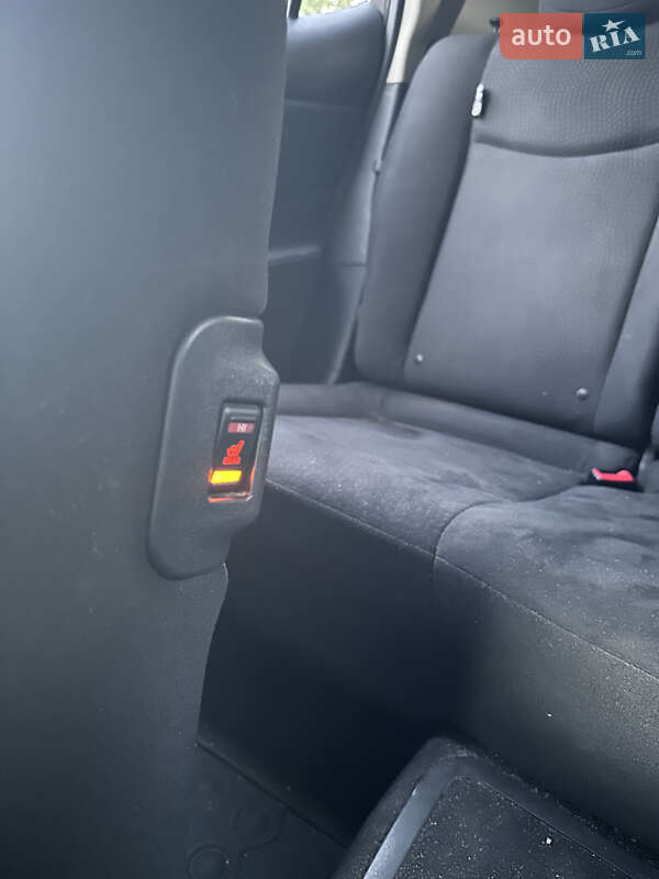 Хэтчбек Nissan Leaf 2015 в Одессе фото 25 Хэтчбек Nissan Leaf 2015 в Одессе