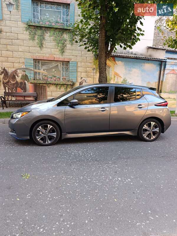 Хетчбек Nissan Leaf 2022 в Білгороді-Дністровському