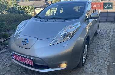 Хэтчбек Nissan Leaf 2015 в Первомайске