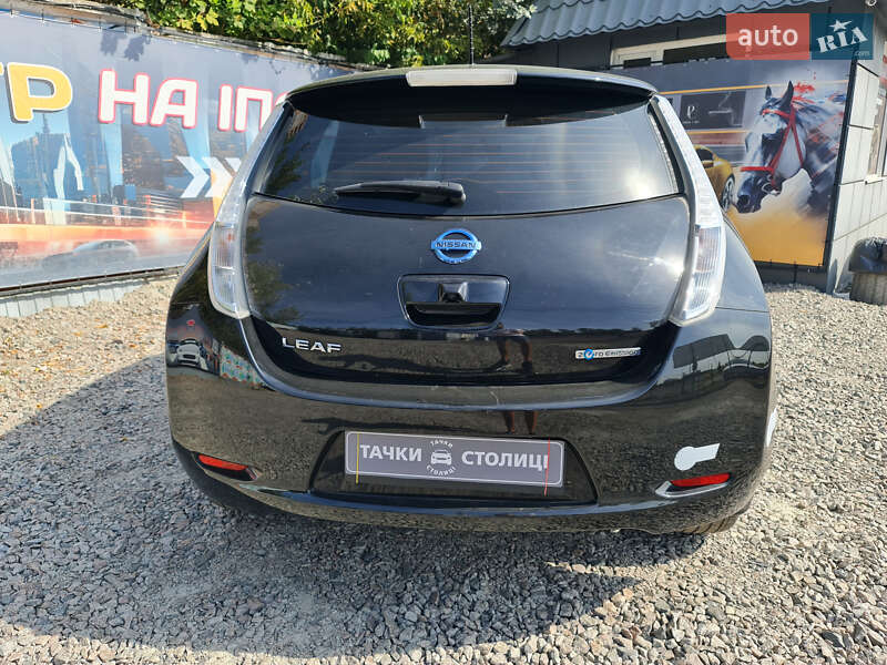 Хэтчбек Nissan Leaf 2016 в Киеве