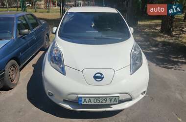 Хетчбек Nissan Leaf 2017 в Києві