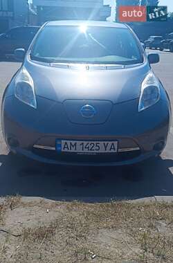 Хетчбек Nissan Leaf 2015 в Києві