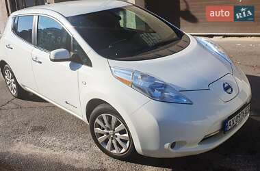 Хетчбек Nissan Leaf 2013 в Харкові