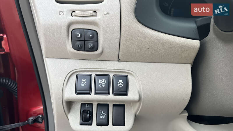 Хэтчбек Nissan Leaf 2012 в Кременчуге