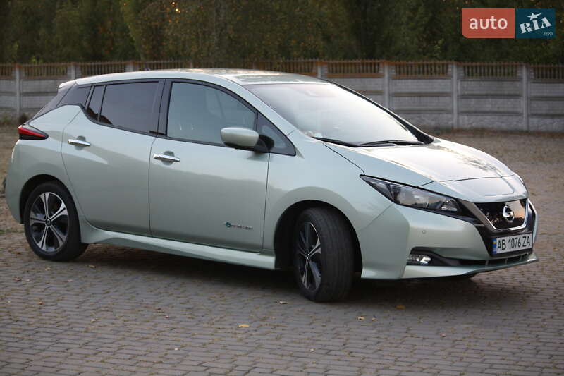 Хэтчбек Nissan Leaf 2018 в Виннице