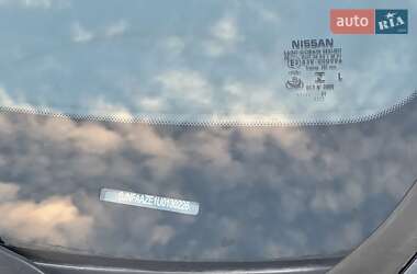 Хэтчбек Nissan Leaf 2021 в 