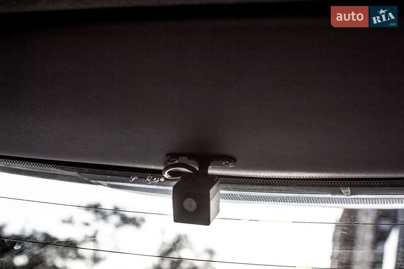 Хэтчбек Nissan Leaf 2016 в Львове