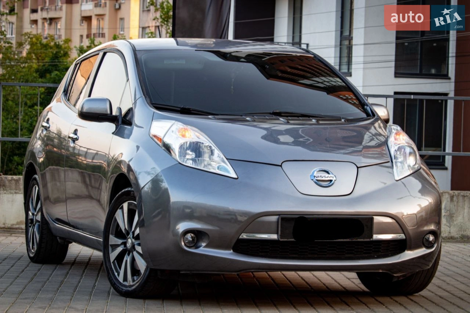 2016 Nissan Leaf - мініатюра 10