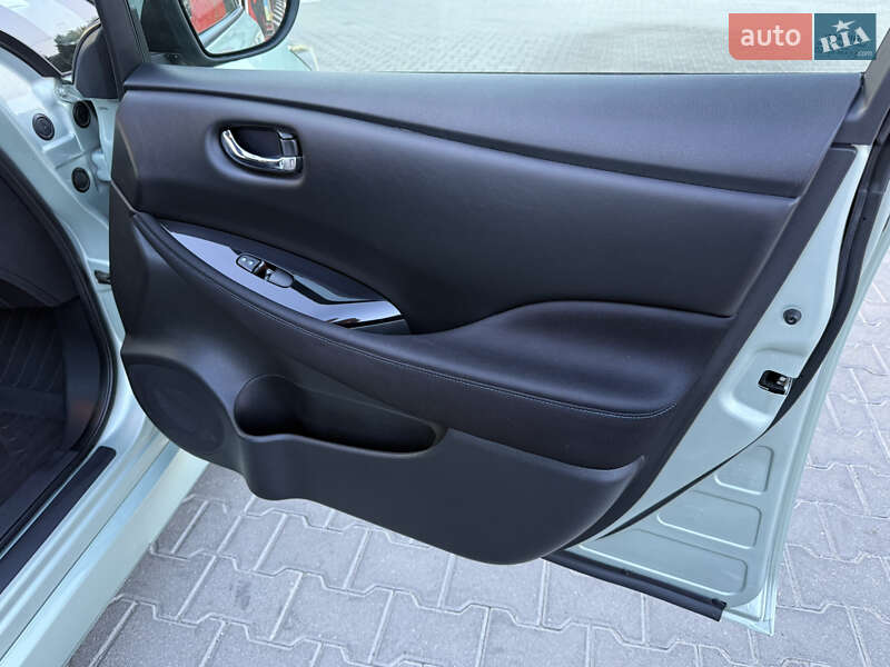 Хэтчбек Nissan Leaf 2018 в Тернополе фото 24 Хэтчбек Nissan Leaf 2018 в Тернополе