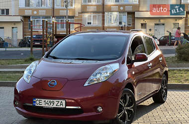 Хэтчбек Nissan Leaf 2012 в Черновцах