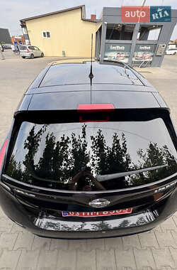 Хэтчбек Nissan Leaf 2020 в 