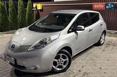 Хэтчбек Nissan Leaf 2011 в Львове