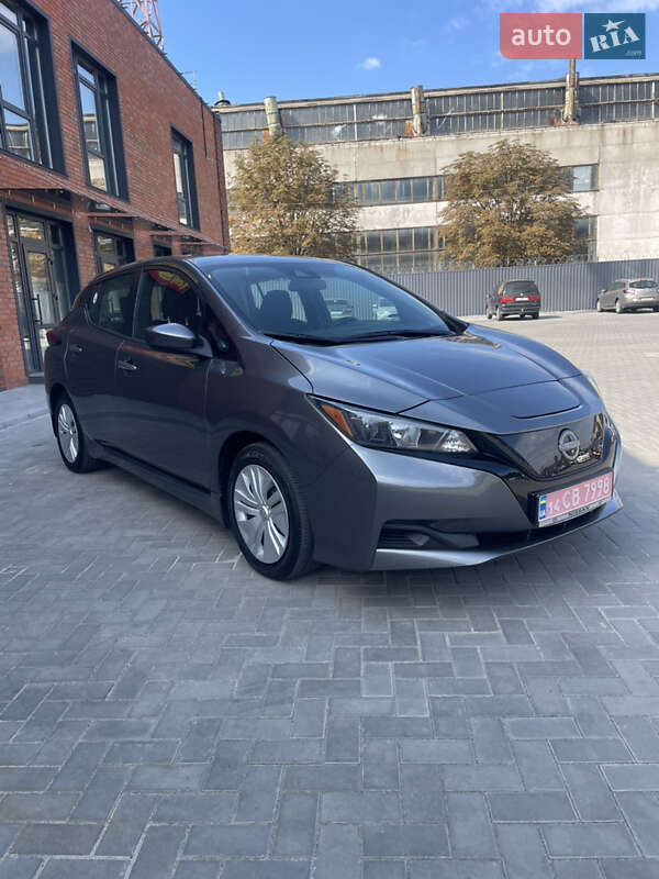 Nissan Leaf 2024