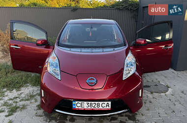 Хетчбек Nissan Leaf 2014 в Чернівцях