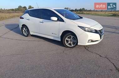 Хетчбек Nissan Leaf 2018 в Малині