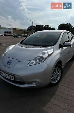 Хэтчбек Nissan Leaf 2014 в Житомире