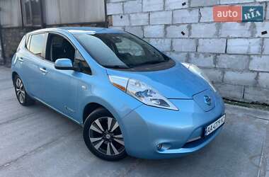 Хетчбек Nissan Leaf 2015 в Києві