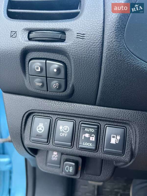 Хэтчбек Nissan Leaf 2015 в Киеве фото 3 Хэтчбек Nissan Leaf 2015 в Киеве