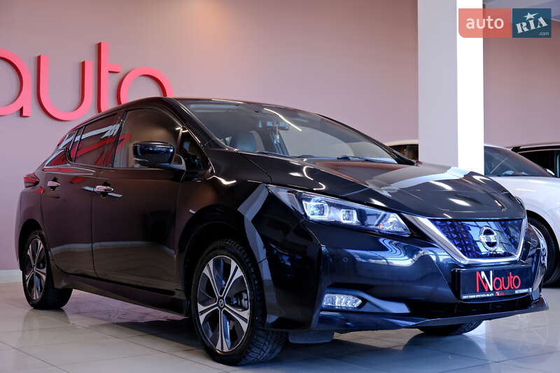 Хэтчбек Nissan Leaf 2022 в Одессе