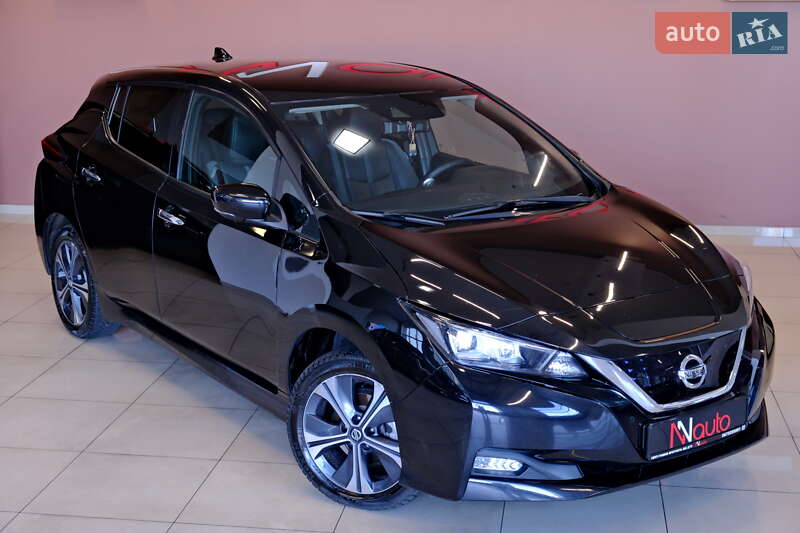 Хэтчбек Nissan Leaf 2022 в Одессе