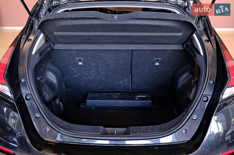 Хэтчбек Nissan Leaf 2022 в Одессе