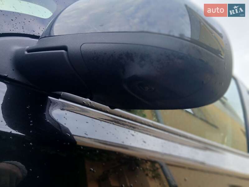 Хэтчбек Nissan Leaf 2016 в Львове