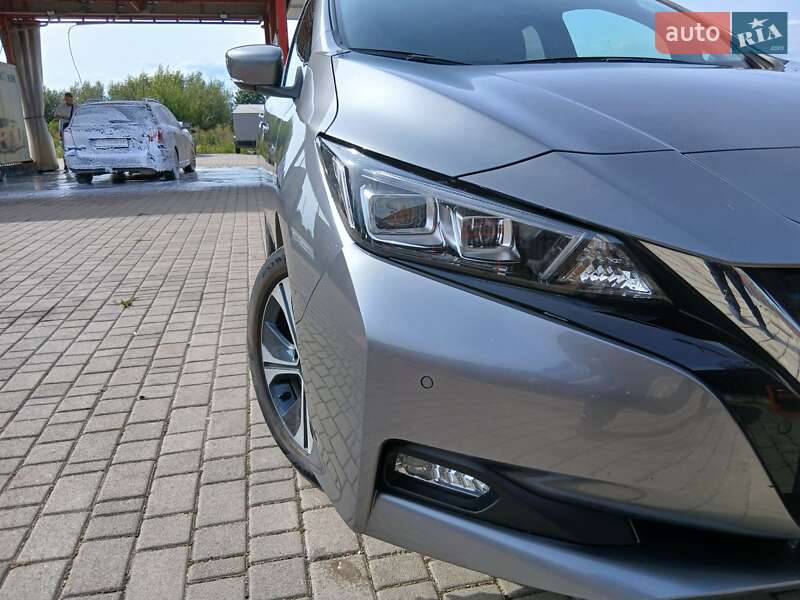 Хэтчбек Nissan Leaf 2020 в Ивано-Франковске