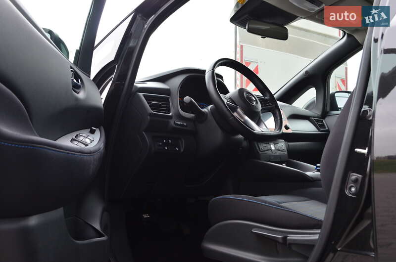 Хэтчбек Nissan Leaf 2020 в Львове