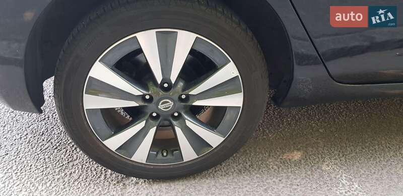 Хэтчбек Nissan Leaf 2015 в Днепре фото 11 Хэтчбек Nissan Leaf 2015 в Днепре