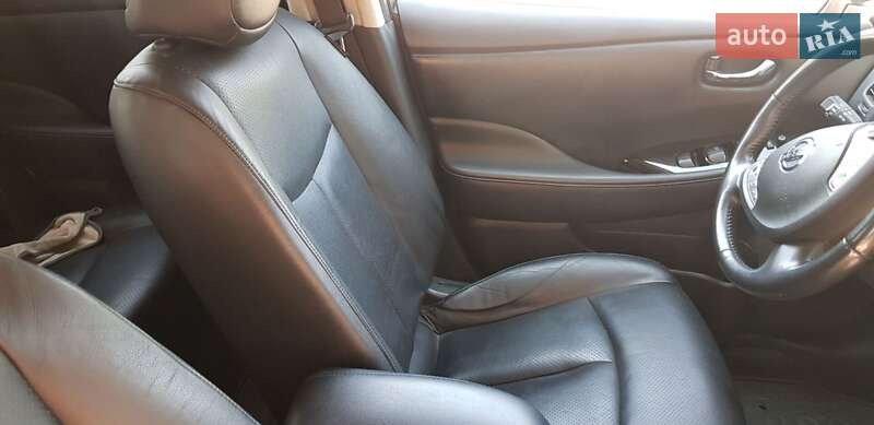 Хэтчбек Nissan Leaf 2015 в Днепре фото 17 Хэтчбек Nissan Leaf 2015 в Днепре