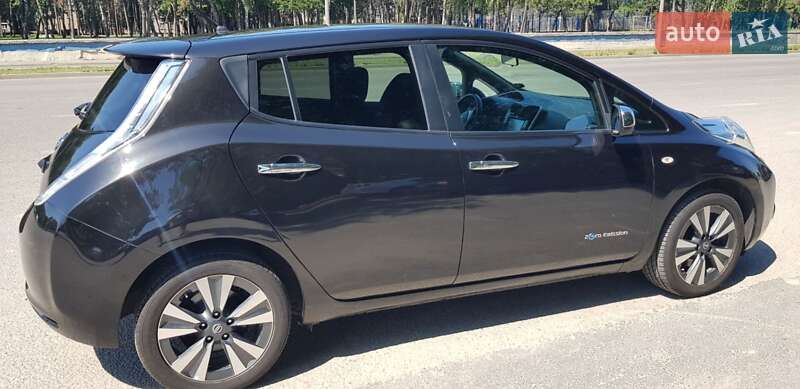 Хэтчбек Nissan Leaf 2015 в Днепре фото 20 Хэтчбек Nissan Leaf 2015 в Днепре