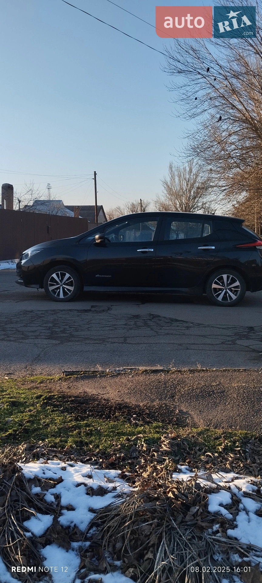2017 Nissan Leaf - мініатюра 6
