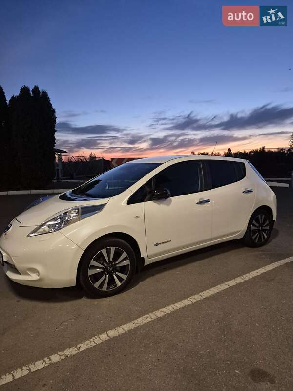 Nissan Leaf 2017