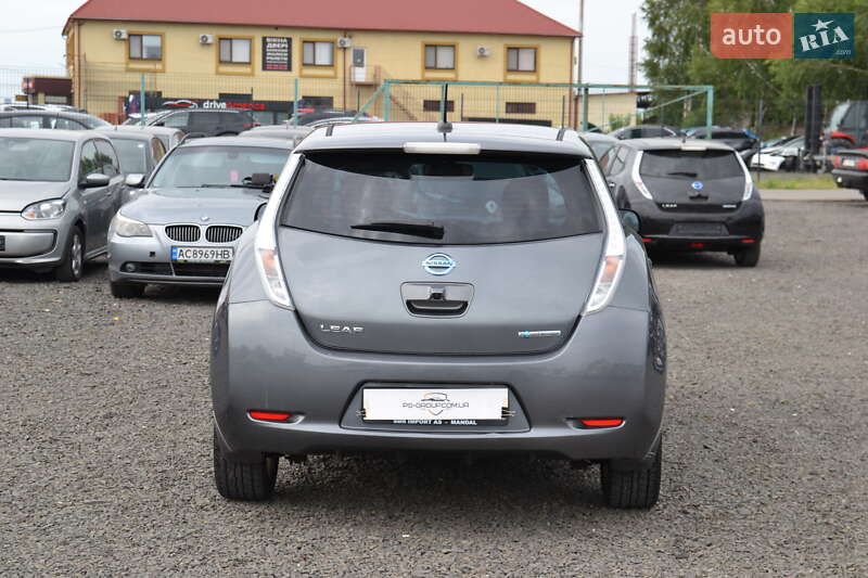 Хэтчбек Nissan Leaf 2016 в Луцке