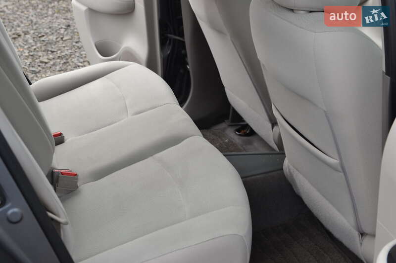 Хэтчбек Nissan Leaf 2016 в Луцке