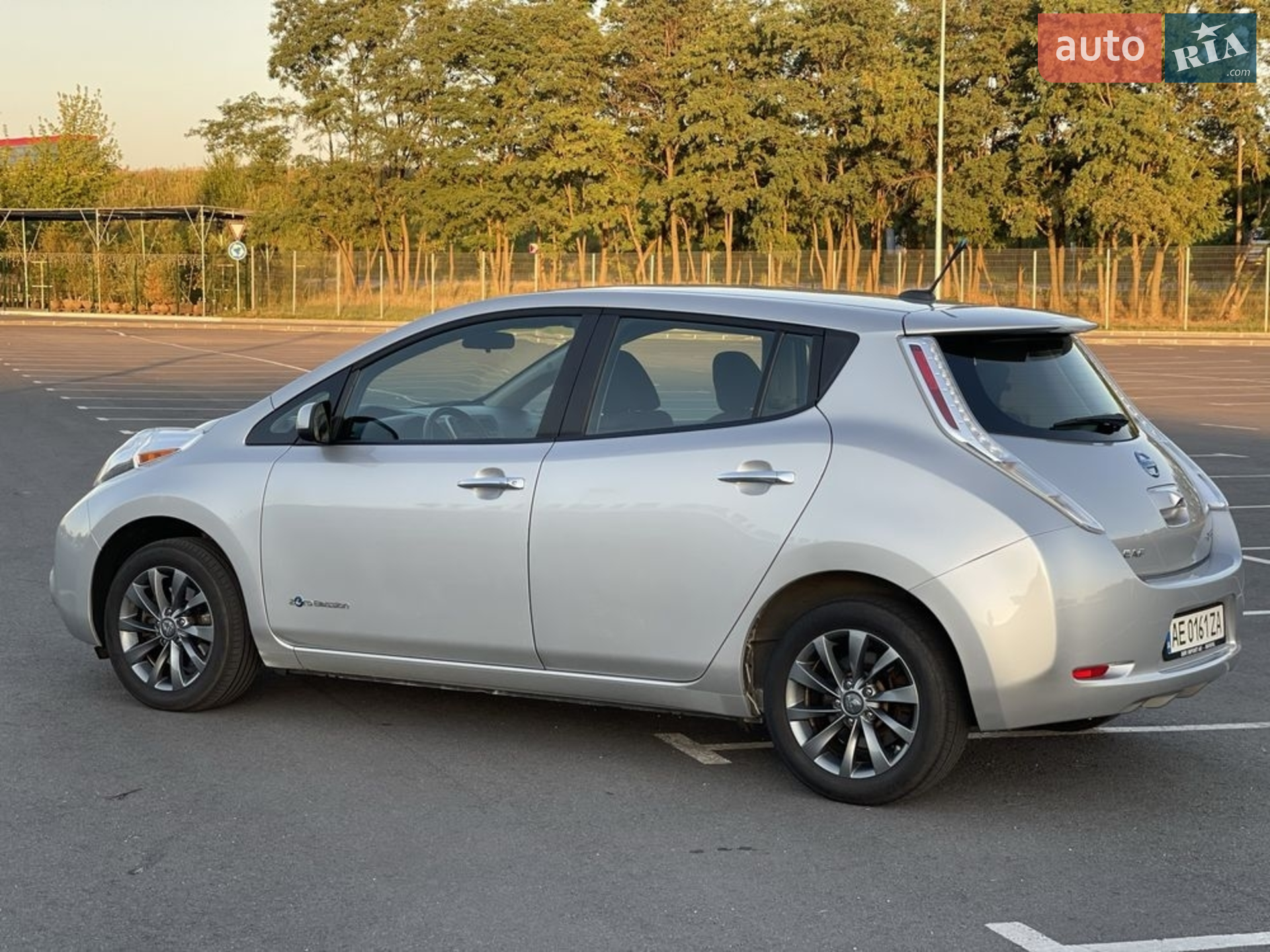 2014 Nissan Leaf - мініатюра 6