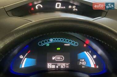 Хетчбек Nissan Leaf 2014 в Дніпрі