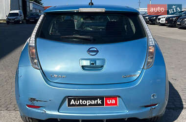 Хэтчбек Nissan Leaf 2014 в 