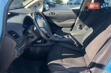 Хэтчбек Nissan Leaf 2014 в 