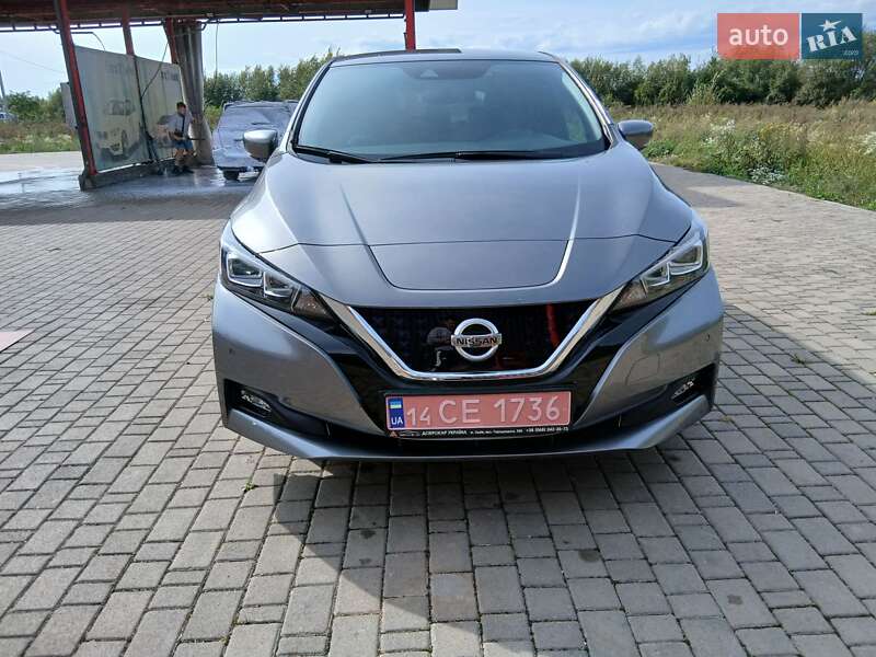 Хэтчбек Nissan Leaf 2020 в Ивано-Франковске